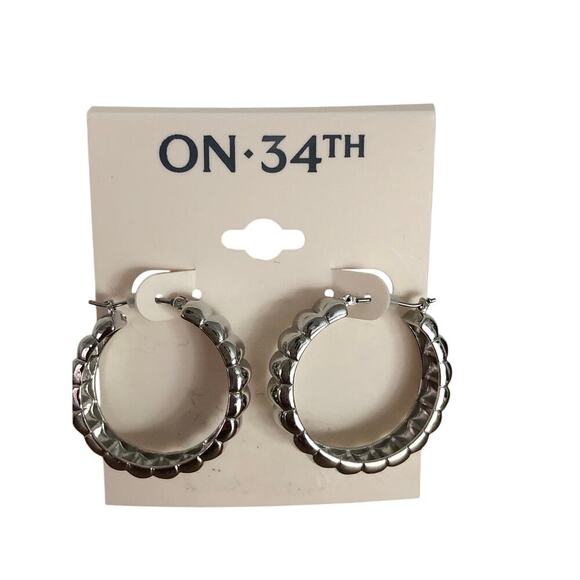 On 34th Small Croissant-Textured Hoop Earrings Silver-Tone 1.06" NEW - Picture 3 of 5